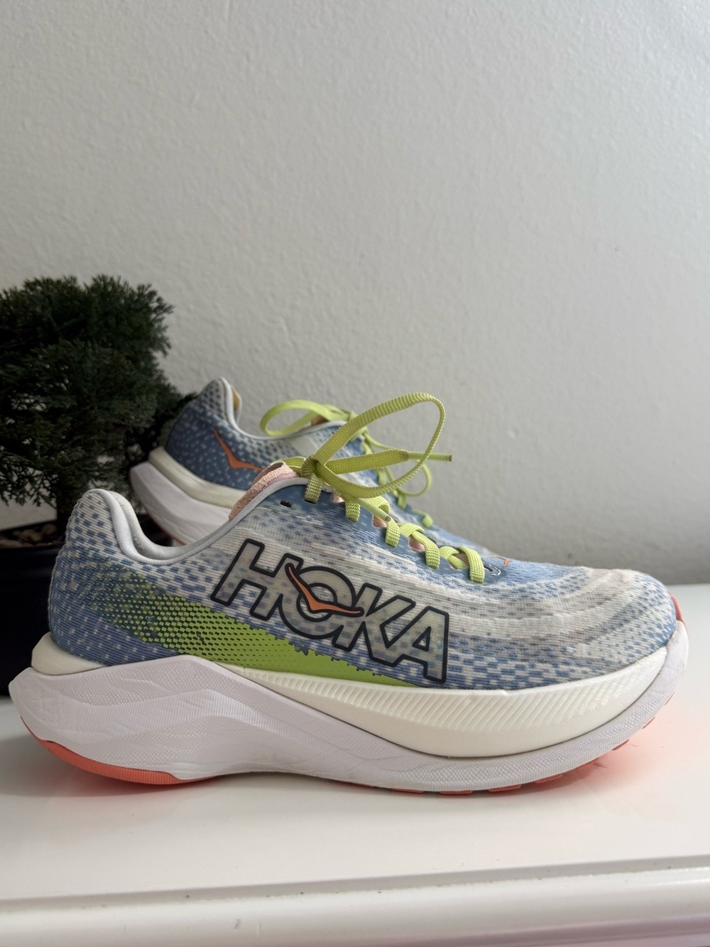 Hoka Mach  X Women size 8.5 Athletic Shoes Blue Lime Coral
